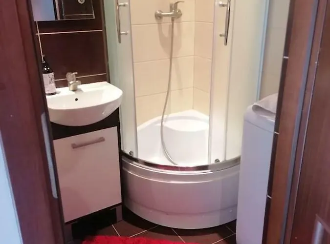 Sunny And Lovely Apartment. Near Chopin Airport!